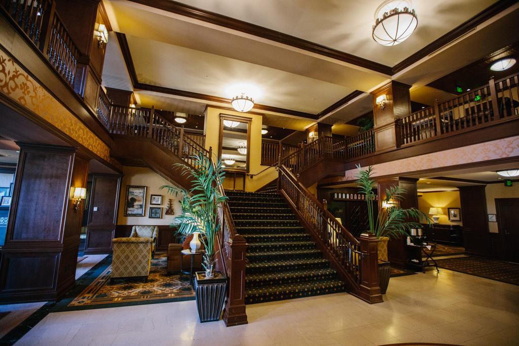 Hotel Julien Dubuque Buitenkant foto
